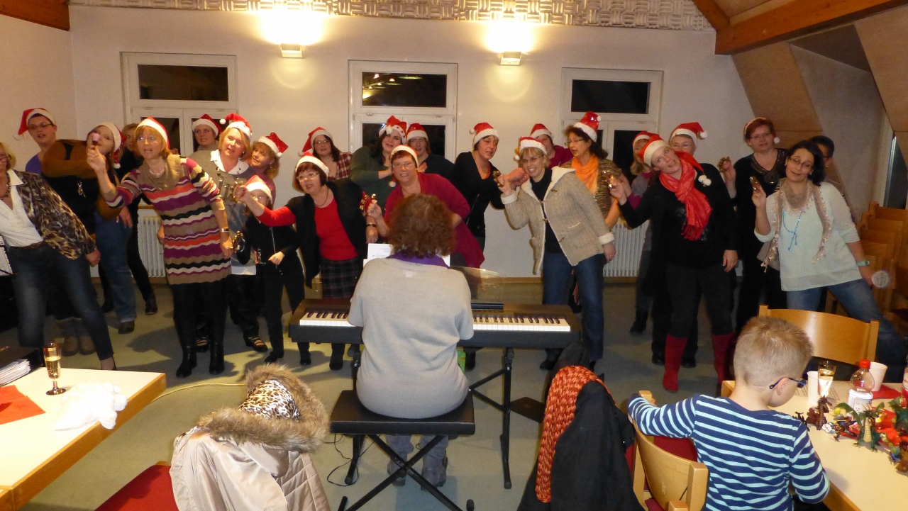 17.12.2013: Vorweihnachtliche Singstunde